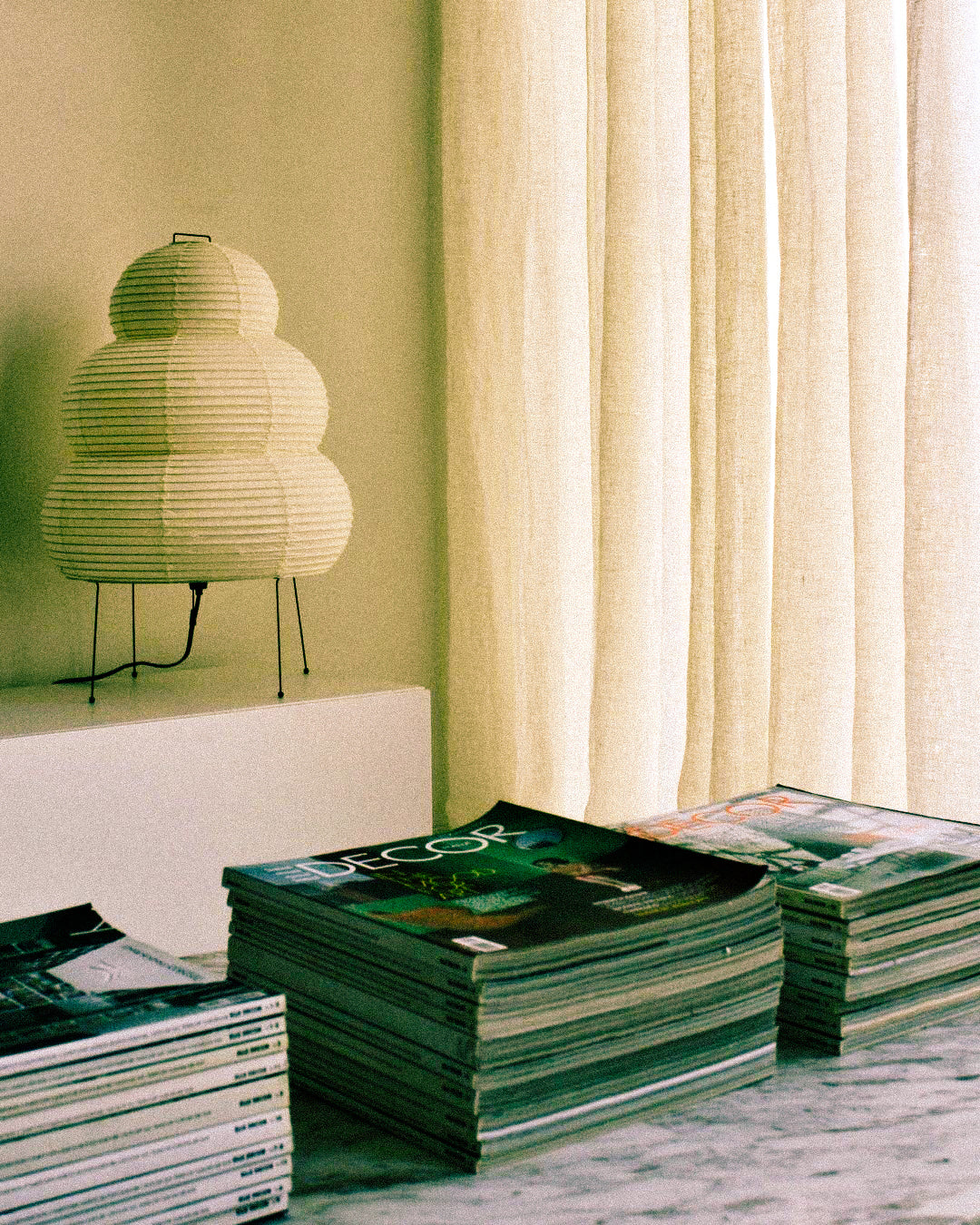 Подна лампа Ига Ваши